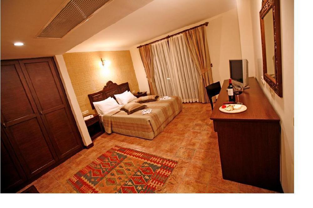 Ipek Garden Palace Residence Yalıçiftlik Værelse billede
